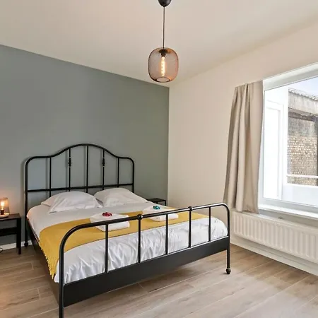 Lejlighed Spacious Apt Near The Beach In The Heart Of The Lively City Center