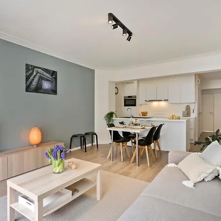 Lejlighed Spacious Apt Near The Beach In The Heart Of The Lively City Center *