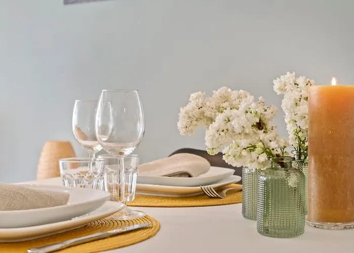 Spacious Apt Near The Beach In The Heart Of The Lively City Center *