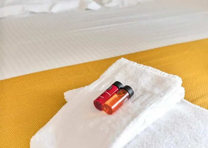 Spacious Apt Near The Beach In The Heart Of The Lively City Center